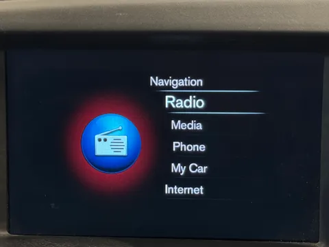 KV66PWX Volvo XC60 D5 [220] SE Lux Nav 5dr AWD Thumbnail #32