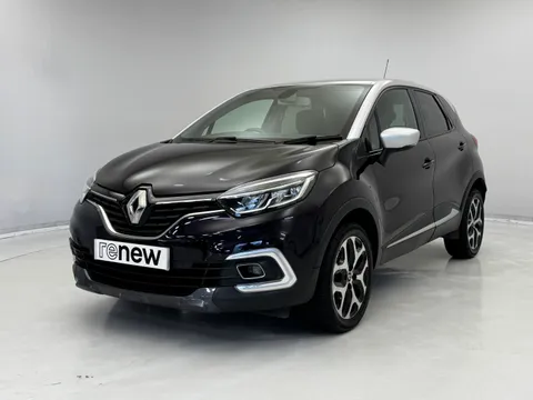 CY67GDZ Renault Captur 1.5 dCi 110 Signature S Nav 5dr Thumbnail #3