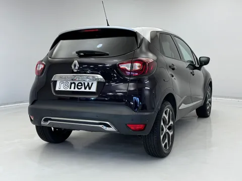 CY67GDZ Renault Captur 1.5 dCi 110 Signature S Nav 5dr Thumbnail #5