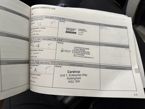 CY67GDZ Renault Captur 1.5 dCi 110 Signature S Nav 5dr Thumbnail #17