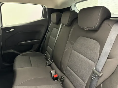 DY72NDV Renault Clio 1.0 TCe 90 Evolution 5dr Thumbnail #14