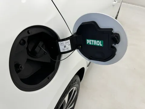 DY72NDV Renault Clio 1.0 TCe 90 Evolution 5dr Thumbnail #24