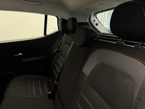 DP22TNN Dacia Sandero Stepway 1.0 TCe Comfort 5dr Thumbnail #9