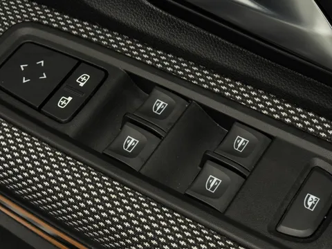 DP22TNN Dacia Sandero Stepway 1.0 TCe Comfort 5dr Thumbnail #16