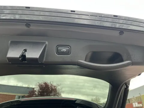 MJ25HPA Hyundai Tucson 1.6T Plug-in Hybrid Ultimate 5dr 4WD Auto Thumbnail #16