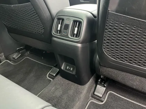 MJ25HPA Hyundai Tucson 1.6T Plug-in Hybrid Ultimate 5dr 4WD Auto Thumbnail #18