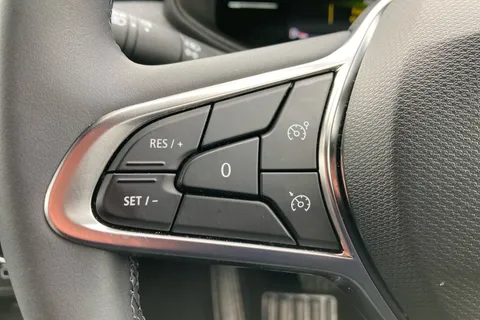 BG75OGZ Renault Clio 1.6 E-TECH full hybrid 145 Techno 5dr Auto Thumbnail #14