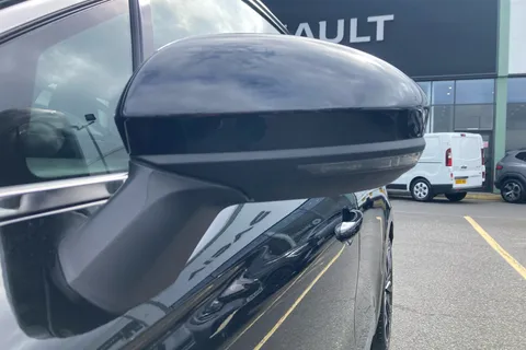 BG75OGZ Renault Clio 1.6 E-TECH full hybrid 145 Techno 5dr Auto Thumbnail #31