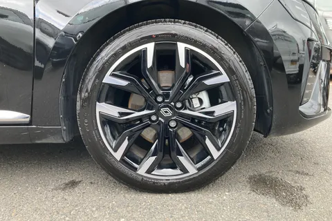 BG75OHJ Renault Clio 1.6 E-TECH full hybrid 145 Techno 5dr Auto Thumbnail #5