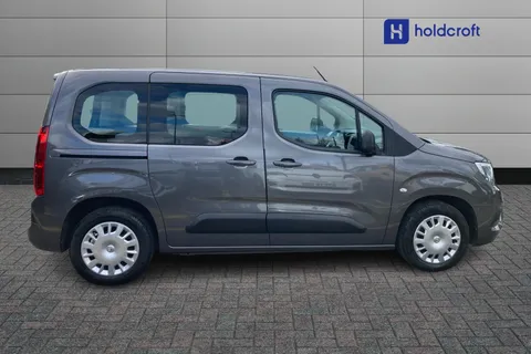 BT73OKD Vauxhall Combo Life 1.5 Turbo D Edition 5dr Thumbnail #6