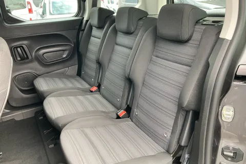 BT73OKD Vauxhall Combo Life 1.5 Turbo D Edition 5dr Thumbnail #10