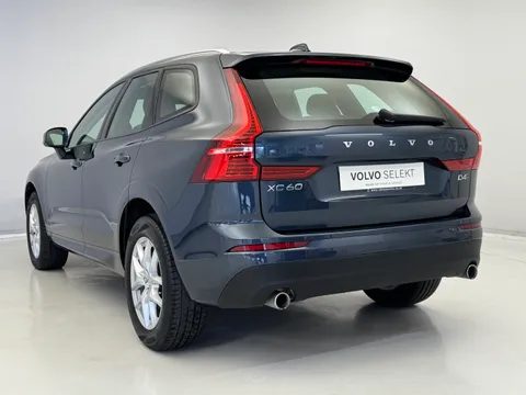 YW68NPG Volvo XC60 2.0 D4 Momentum 5dr AWD Geartronic Thumbnail #8