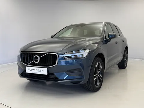 3 of 37 for Volvo XC60 2.0 T4 190 Edition 5dr Geartronic