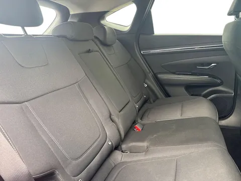 FN21UNB Hyundai Tucson 1.6 TGDi 48V MHD SE Connect 5dr 2WD Thumbnail #11
