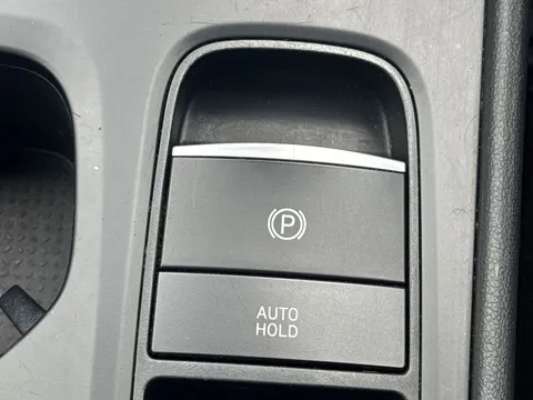 FN21UNB Hyundai Tucson 1.6 TGDi 48V MHD SE Connect 5dr 2WD Thumbnail #29