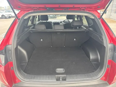 FN21UNB Hyundai Tucson 1.6 TGDi 48V MHD SE Connect 5dr 2WD Thumbnail #31