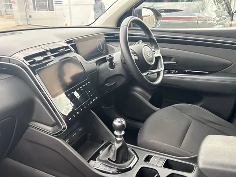 FN21UNB Hyundai Tucson 1.6 TGDi 48V MHD SE Connect 5dr 2WD Thumbnail #37