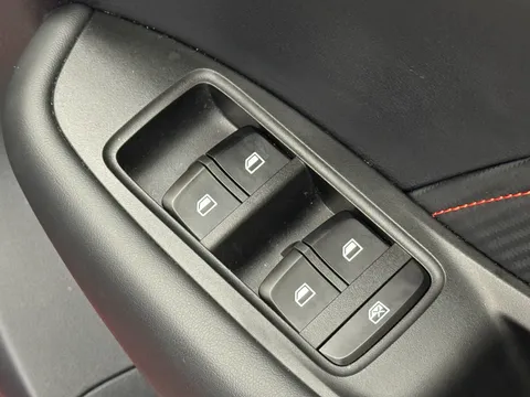 DV22ODH Mg Motor Uk Zs 1.0T GDi Exclusive 5dr DCT Thumbnail #16