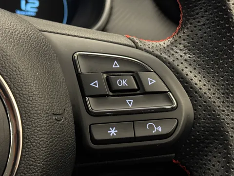 DV22ODH Mg Motor Uk Zs 1.0T GDi Exclusive 5dr DCT Thumbnail #20