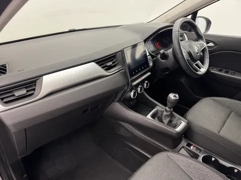 DL21GMZ Renault Captur 1.0 TCE 90 Iconic 5dr Thumbnail #12