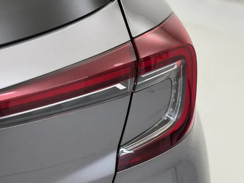 DL21GMZ Renault Captur 1.0 TCE 90 Iconic 5dr Thumbnail #32