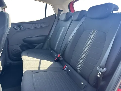 EK73GYO Hyundai i10 1.0 MPi SE 5dr Thumbnail #11