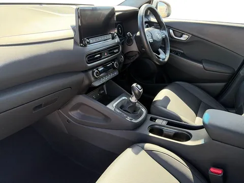 DV72HSZ Hyundai Kona 1.0 TGDi 48V MHEV Ultimate 5dr Thumbnail #6