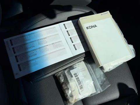 DV72HSZ Hyundai Kona 1.0 TGDi 48V MHEV Ultimate 5dr Thumbnail #16