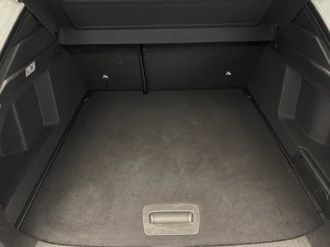 A15YXX Renault ARKANA 1.6 E-Tech FHEV 145 Esprit Alpine 5dr Auto Thumbnail #29