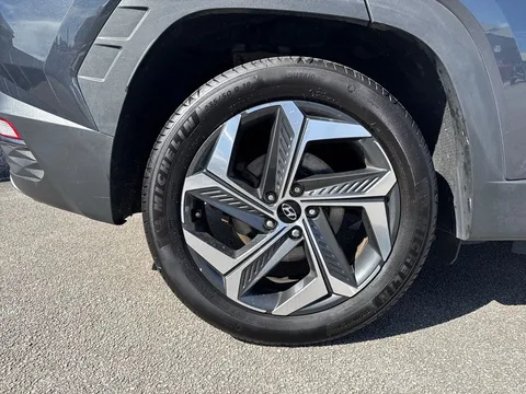 DY22FMM Hyundai Tucson 1.6 TGDi Ultimate 5dr 2WD Thumbnail #16