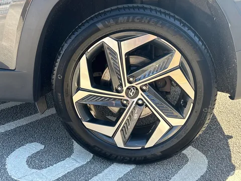 DY22FMM Hyundai Tucson 1.6 TGDi Ultimate 5dr 2WD Thumbnail #19