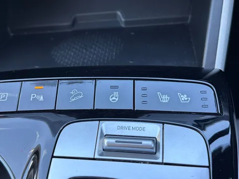 DY22FMM Hyundai Tucson 1.6 TGDi Ultimate 5dr 2WD Thumbnail #28