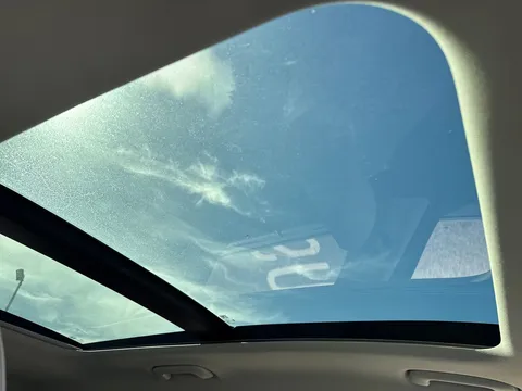 DY22FMM Hyundai Tucson 1.6 TGDi Ultimate 5dr 2WD Thumbnail #38