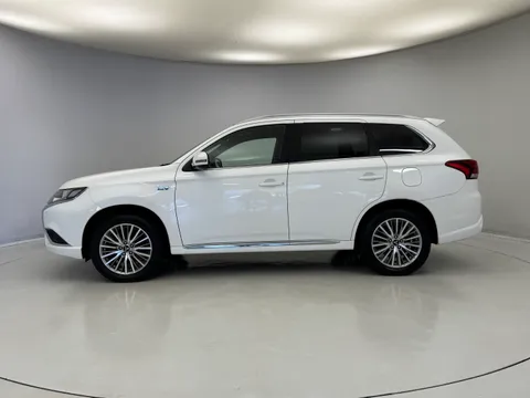 SW21JFK Mitsubishi Outlander 2.4 PHEV Dynamic Safety 5dr Auto Thumbnail #4