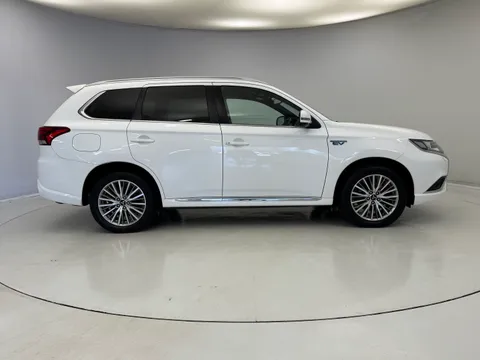 SW21JFK Mitsubishi Outlander 2.4 PHEV Dynamic Safety 5dr Auto Thumbnail #5