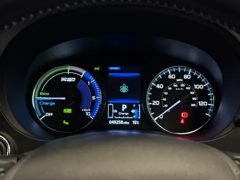 SW21JFK Mitsubishi Outlander 2.4 PHEV Dynamic Safety 5dr Auto Thumbnail #26