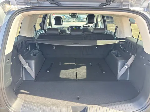 DX75XXR Hyundai Santa Fe 1.6 TGDi 239 Hybrid Ultimate 5dr Auto Thumbnail #35