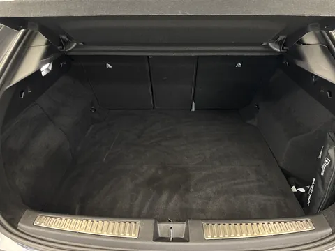 DU25VVN Renault Rafale E-Tech FHEV Iconic Esprit Alpine 5dr Auto 4C Thumbnail #11