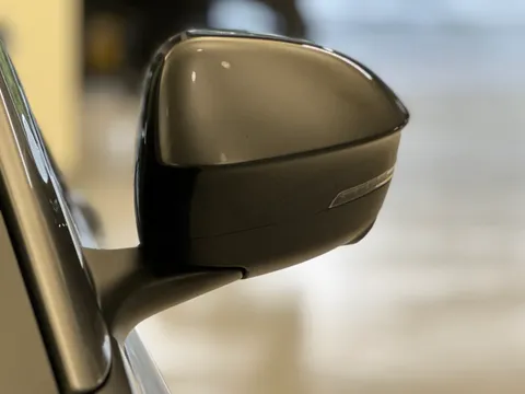 DU25VVN Renault Rafale E-Tech FHEV Iconic Esprit Alpine 5dr Auto 4C Thumbnail #19