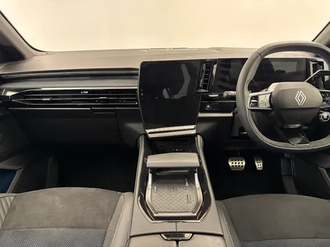 DU25VVN Renault Rafale E-Tech FHEV Iconic Esprit Alpine 5dr Auto 4C Thumbnail #31