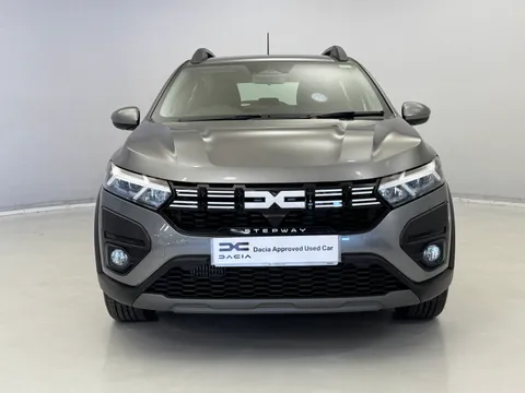 DS24VGU Dacia Sandero Stepway 1.0 TCe Expression 5dr Thumbnail #2