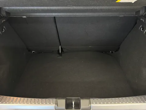 DS24VGU Dacia Sandero Stepway 1.0 TCe Expression 5dr Thumbnail #9