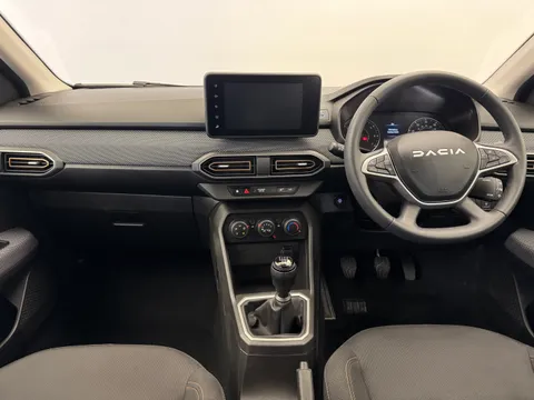 DS24VGU Dacia Sandero Stepway 1.0 TCe Expression 5dr Thumbnail #11