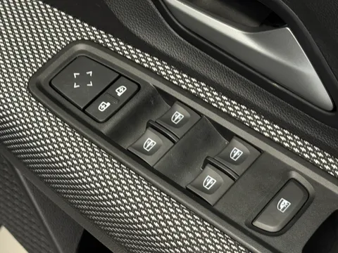 DS24VGU Dacia Sandero Stepway 1.0 TCe Expression 5dr Thumbnail #19