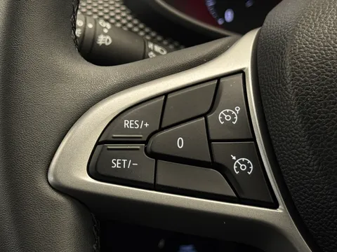 DS24VGU Dacia Sandero Stepway 1.0 TCe Expression 5dr Thumbnail #21