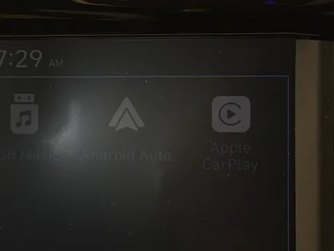 DX72ZWD Hyundai i10 1.0 MPi Premium 5dr Auto Thumbnail #24