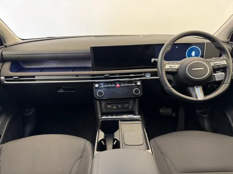 DU74ZGD Hyundai Tucson 1.6T Hybrid Premium 5dr Auto Thumbnail #2