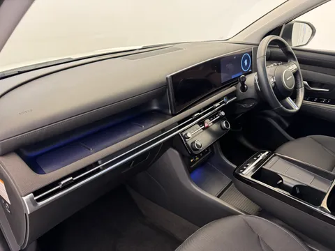 DU74ZGD Hyundai Tucson 1.6T Hybrid Premium 5dr Auto Thumbnail #14
