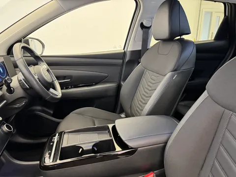 DU74ZGD Hyundai Tucson 1.6T Hybrid Premium 5dr Auto Thumbnail #15