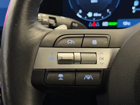 DU74ZGD Hyundai Tucson 1.6T Hybrid Premium 5dr Auto Thumbnail #22